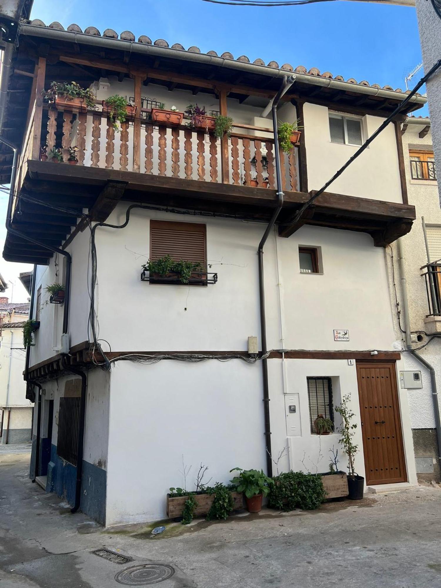 La Golondrina Apartment Candeleda Exterior photo